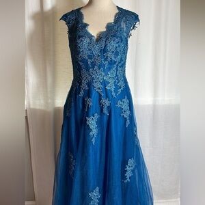 LOYELOY CHONG XIAO long floral embroidery tulle dress